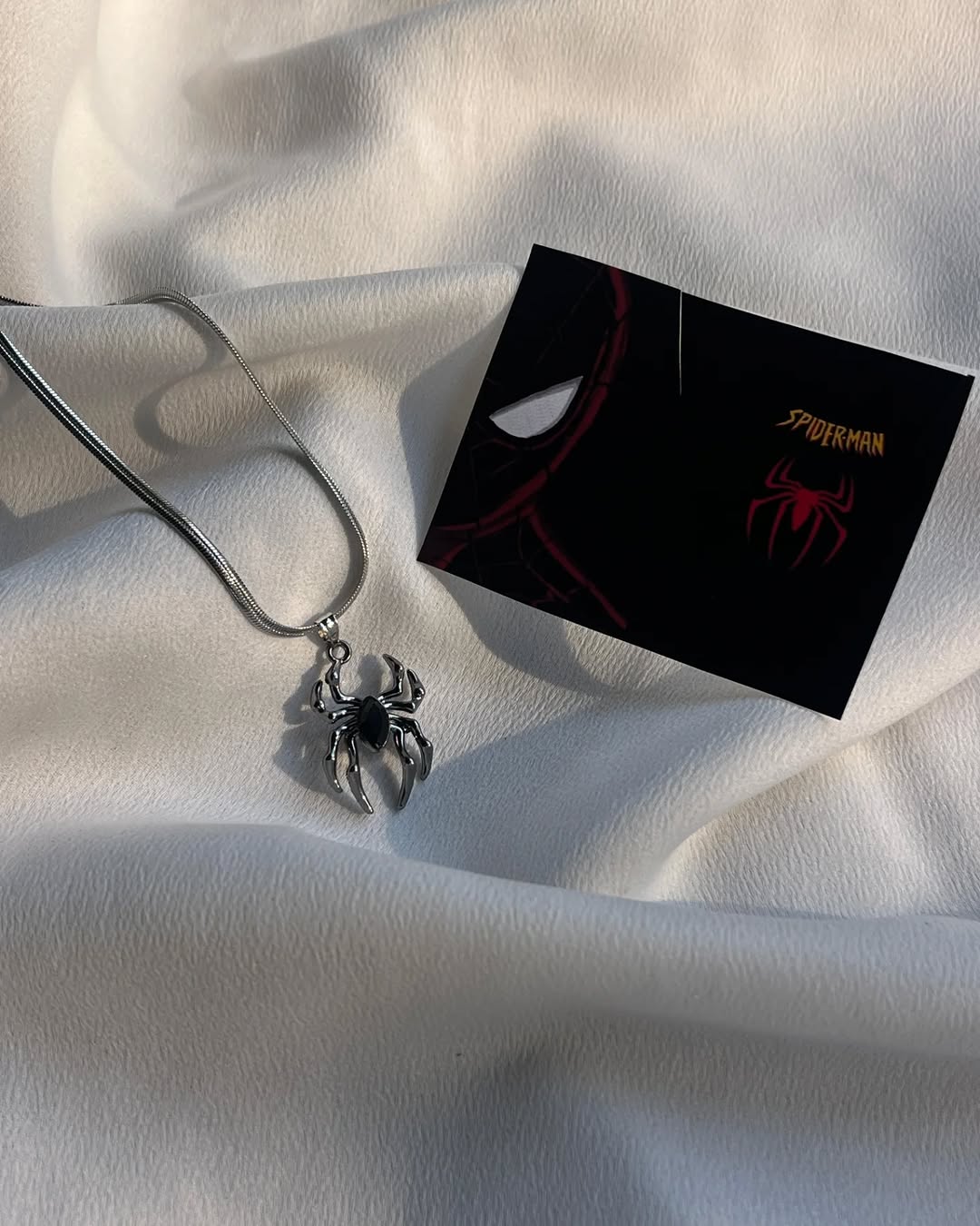 Single spiderman chain