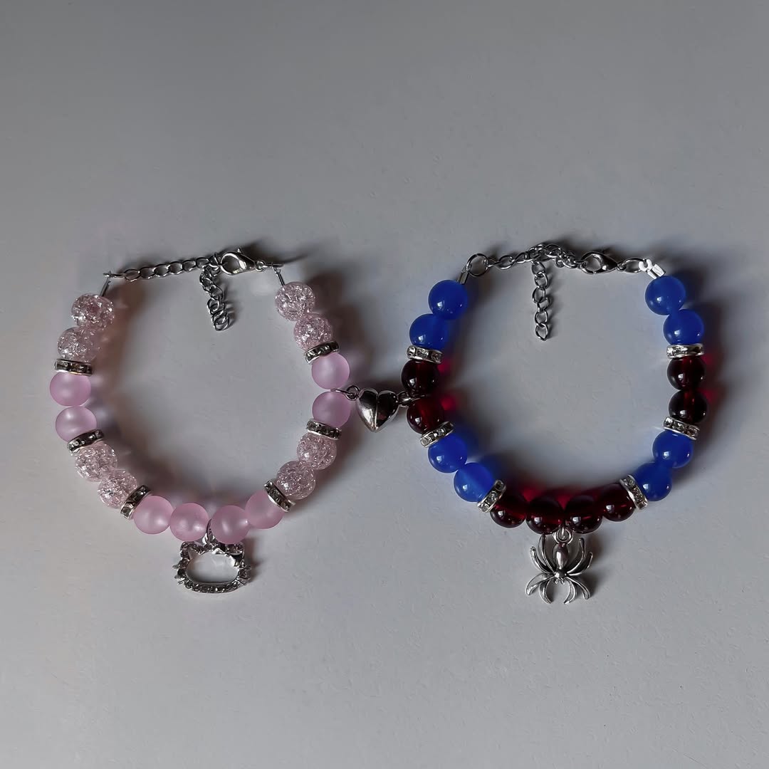 Hello kitty x spider matching bracelet