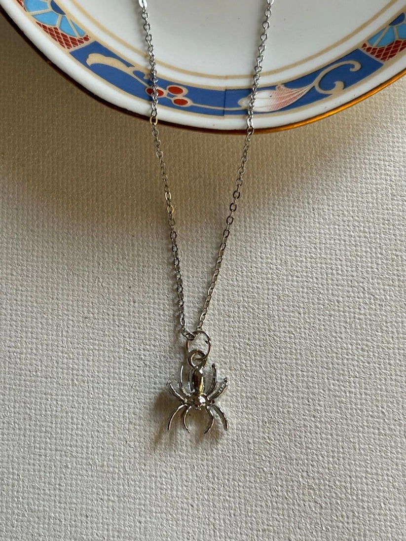Spider neckchain