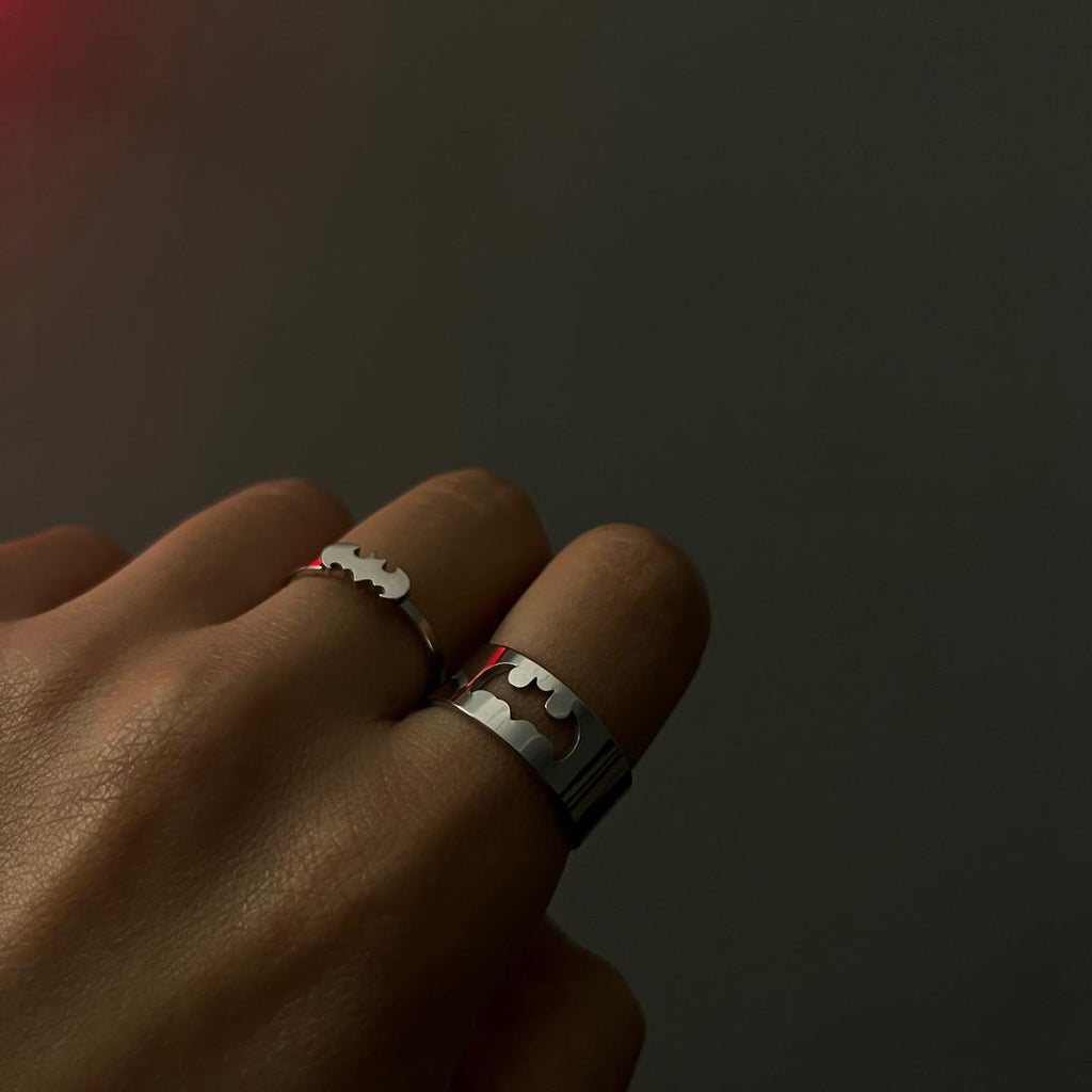 Batman x Catwoman matching ring