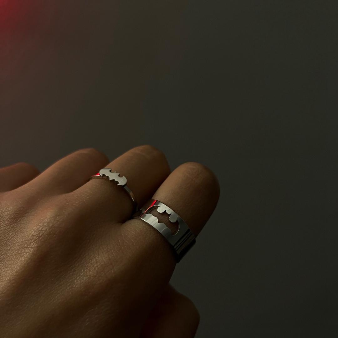 Batman x Catwoman matching ring